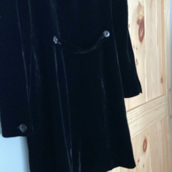 INC Spectacular Black Velvet Jacket. Beautiful. Size 8. - Picture 4 of 8